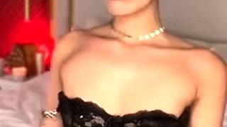 Amateur brunette double toying on webcam