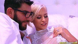 Logan Long's Bedroom Passion Ignites Blonde Wet Desire