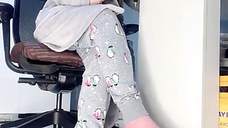 SnowPrincess aka snowpriness OnlyFans - This flipflop is so