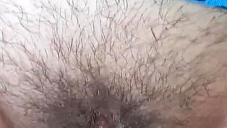 A Divorced Neighbor Invited Me to Fuck Her Hairy Pussy.