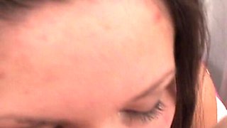 Gorgeous fit teen gets fucked hard + deepthroat