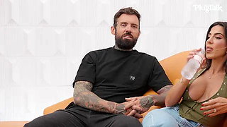 The Sweetest Voice, Sweetest Mouth & Sweetest Pussy - Threesome with