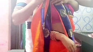 Indian Bhabhi Hot Kitchen Sex - Desi Busty Mom Hardcore Fuck Video