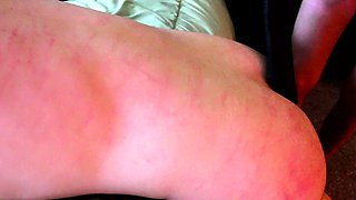 Fetish loving gay spanks his ass raw