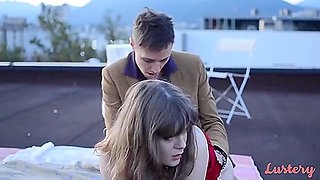 Chubby Teen 18+ Girl Open Air Affair - Outdoor Sex