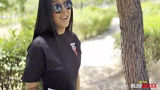 Valeria Valois In Casting A Virgin? Teen 18+ 10 Min