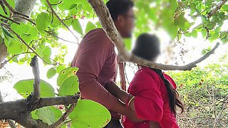 Bhabhi Forest- Young Bhabhi Comes to the Forest on the Pretext of Going to the Bathroom and Gets Her Ass Fucked by Her Boyfriend