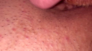 Homemade Real Amateur Couple having fun on the couch. Real orgasm