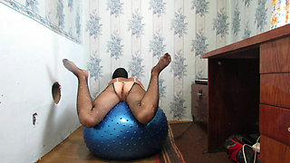 Charging a Naked MILF on a Ball