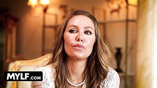 Fit girls smut with graceful Nicole Aniston and Jay Romero from MYLF