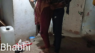 Bhabhi ko me hai la sakta hu