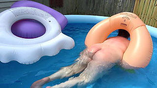 Too Many Pool Tubes! Outdoor Looner Fun