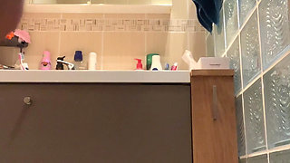 A little morning toilet