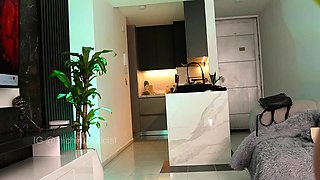 Pissing masturbating babe solo toy play