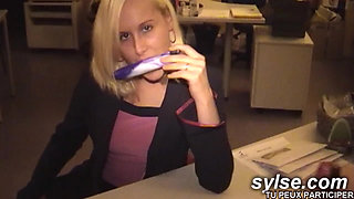 2 Sluts Heat Up Restaurant