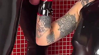 Sloppy BJ Fun in the Shower