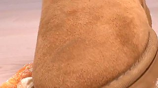 An Komatsu Crushes Your Dinner in Boots and Rubs It Like It’s Your Face!
