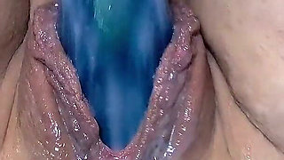 Huge Dildo Orgasm & Fisting Dildo - Naughty American Mom