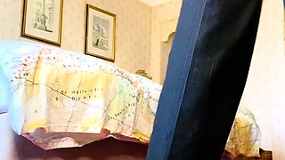 Cumshot amateur MILF suck and jerks dude in the bedroom