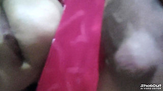 Bhabhi ji desi chuchi chuchi se nikalta doodh