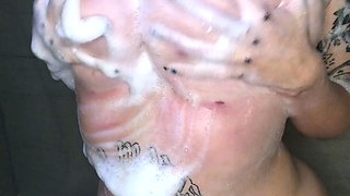 Awesome Big Boobs Blonde Masturbates In The Shower