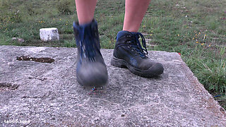 Insane Giantess Crushing and Pissing on Small Men