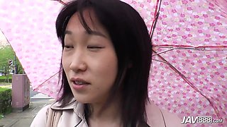 Shino Midori shows how to handle a cock to other girls
