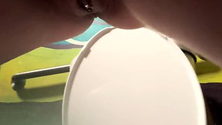 Pulled amateurs close up car sex