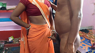 Hospital Dean Madam got fucked by Doctor in absence of her husband, Hindi audio Viral MMS