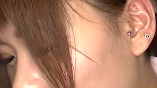 The Dental Nurse’s Secret Act Inside the Quiet Car