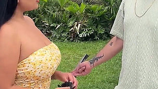 I Give a Punishment to the Peruvian Housewife Issane