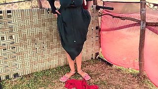 Sunisha Bhabhi Outdoor Fuck with Husband Rajesh Das - Desi MMS Viral