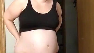 Stepsister lets you cum on her buttcrack