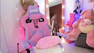 Blonde Teen Solo Masturbating On Webcam