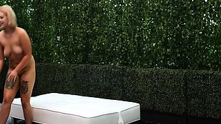 Hot blonde babe sucking and fucking a big cock