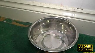 Plumper gets dominated and blown