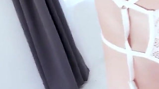 Stunning Bride Sophia Sterling Fucks Her Wedding Photographer Before the Ceremony