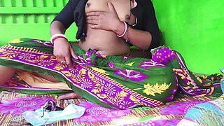 Hot Young Aunty Nice Video Enjoy