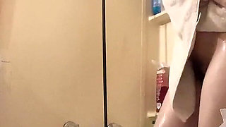 Petite Body with Hairy Pussy Nature Hana in Shower Wet