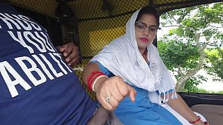 A Beautiful Indian Stanger Girl Sucked My Dick,when I Was Masturbating Inside the Auto