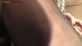 HJ smothering domina controls Black orgasm with her hands