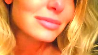 Webcam milf with breast milk live hardcore masturbate