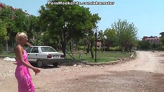 Three chicks are having fun