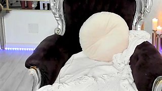Beautiful brunette with big boobs jerk off instrucions