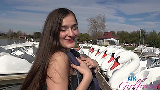 Violet Viper enjoys while being nicely fingered in HD POV