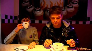 18 Videoz - Casual sex after coffee