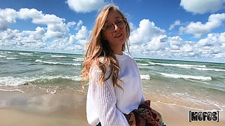 Sexy Molly Pills mind-blowing sex video