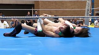 japanese man and woman mixed wrestling