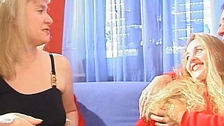 German MILF Amateur Threesome FFM Housewife Babe Blonde