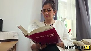 Mature MILF Fucks Young Guy in Library - Secret Hardcore Sex with Brunette Cougar